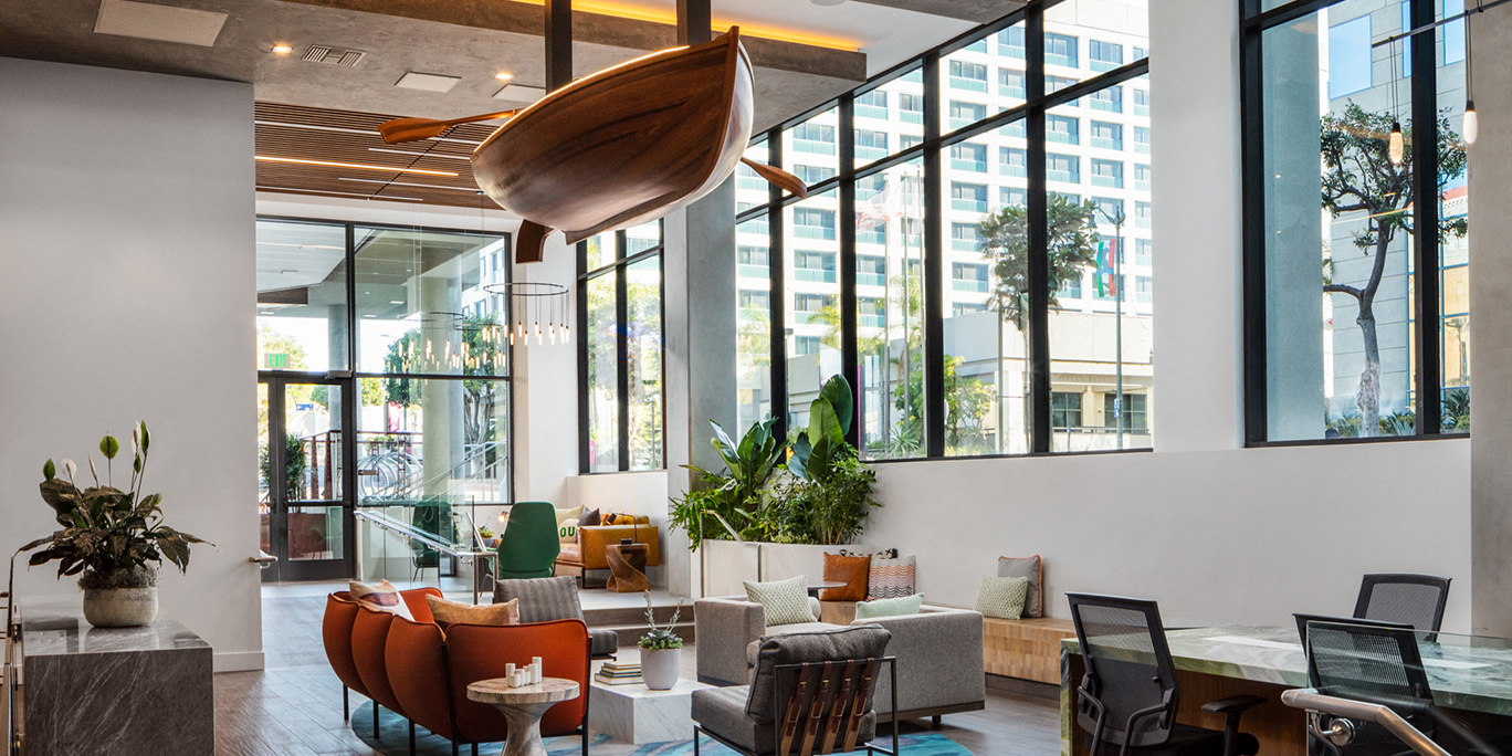 550 Harborfront Lobby