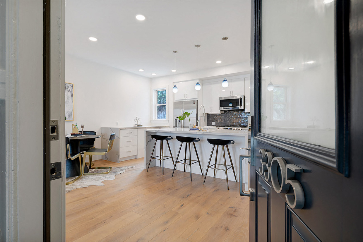 Enter furnished apartment