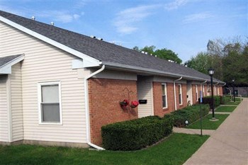474 N. CEDAR 1 Bed Apartment for Rent