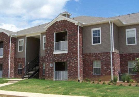 Elegant Exterior View Of Property at Cameron Park Apartments, Jackson, MS - Photo Gallery 1