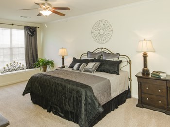 Regency At Lookout Canyon