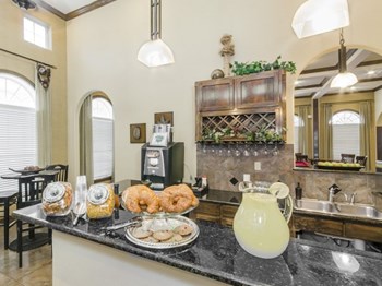 Regency At Lookout Canyon