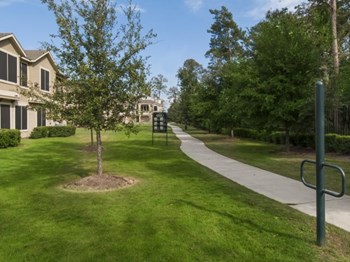 Regency At Woodland Townhomes