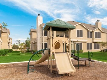 Regency At Woodland Townhomes