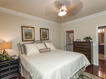 Regency At Woodland Townhomes