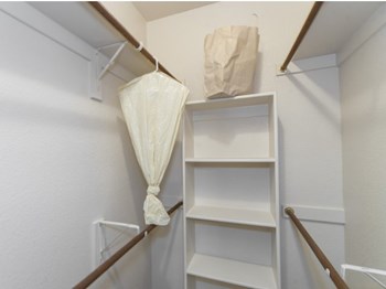 Regency At Woodland Townhomes