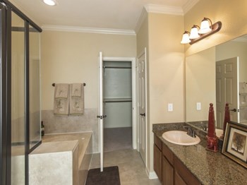 Regency At Woodland Townhomes