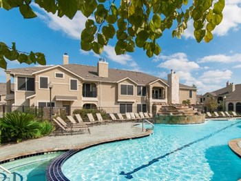 Regency At Woodland Townhomes