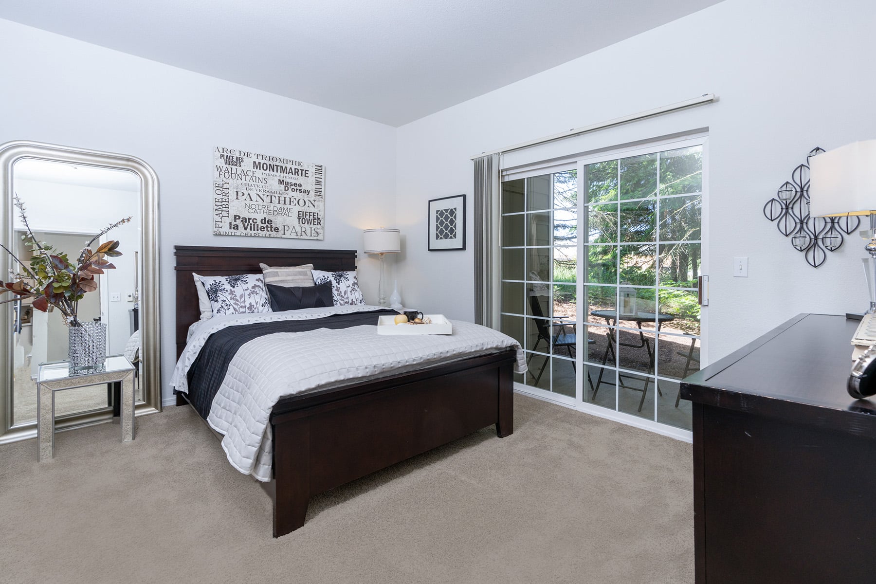 Cascade Summit Apartments for Rent in West Linn, OR - Bedroom