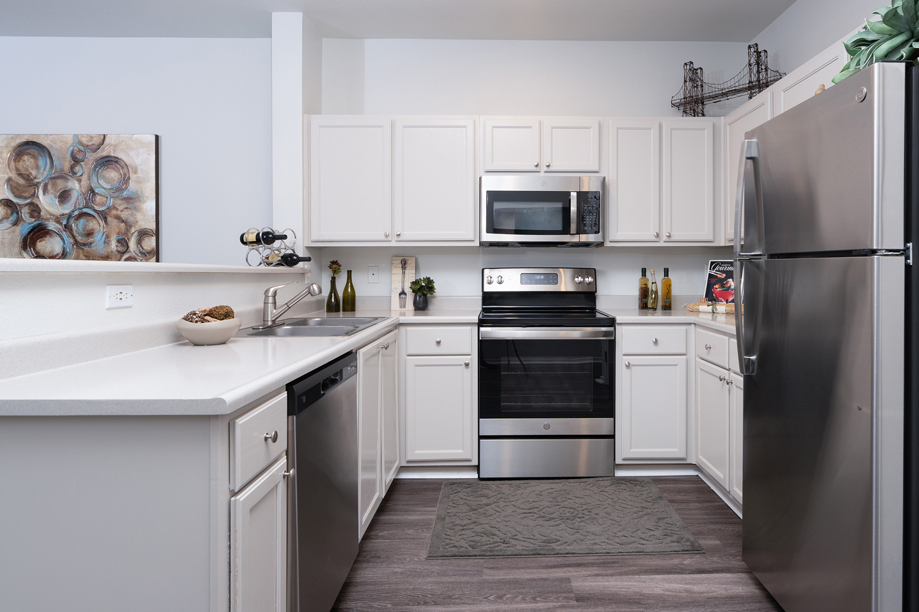 Cascade Summit Apartments in West Linn, OR - Kitchen
