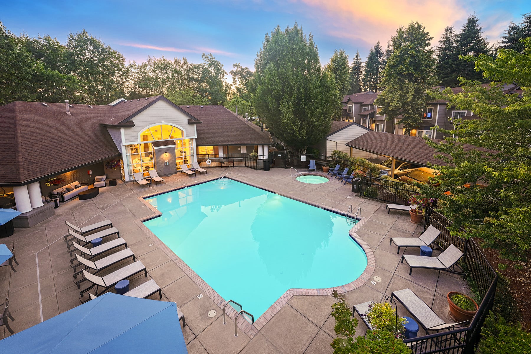 Cascade Summit Apartment Homes in West Linn, OR - Pool