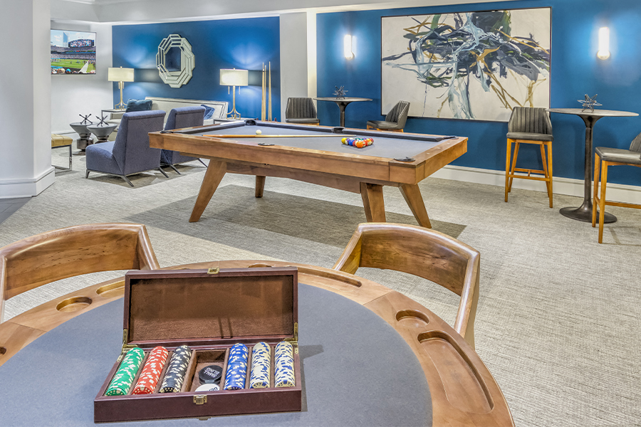 Ayrsley Town Center apartments near Spectrum - Gramercy Square at Ayrsley - Resident lounge