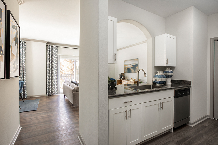 Highlands at Dearborn apartments in Peabody, MA - GE® stainless steel appliances