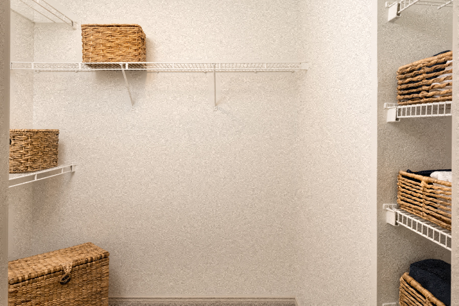 Southlake, TX Apartments for rent - Montelena - walk-in closets