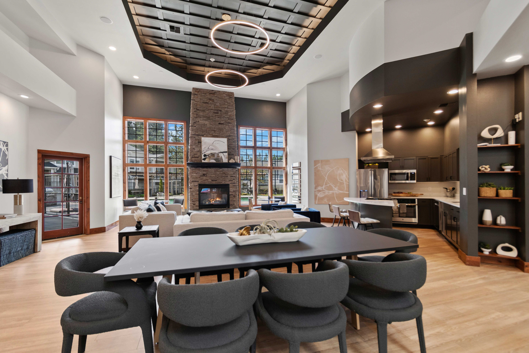 Apartments in the Lake Washington School District - The Lodge at Redmond Ridge - Clubhouse