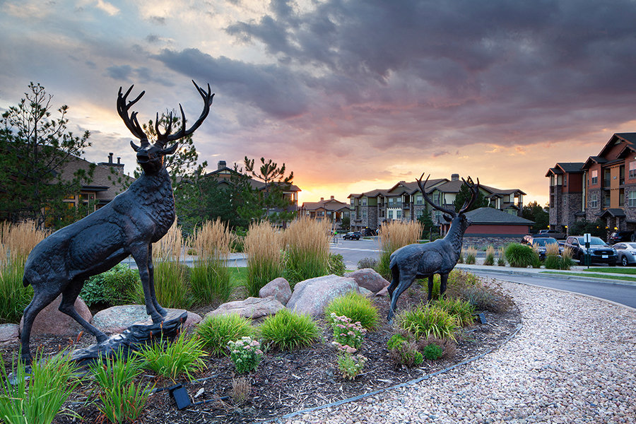 The Sanctuary at Tallyns Reach Apartments in Aurora, CO - Exterior statues