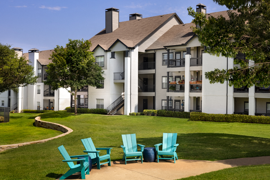 Villas at Stonebridge Ranch - Outdoor fountains - Stonebridge Ranch Apartments in McKinney, TX