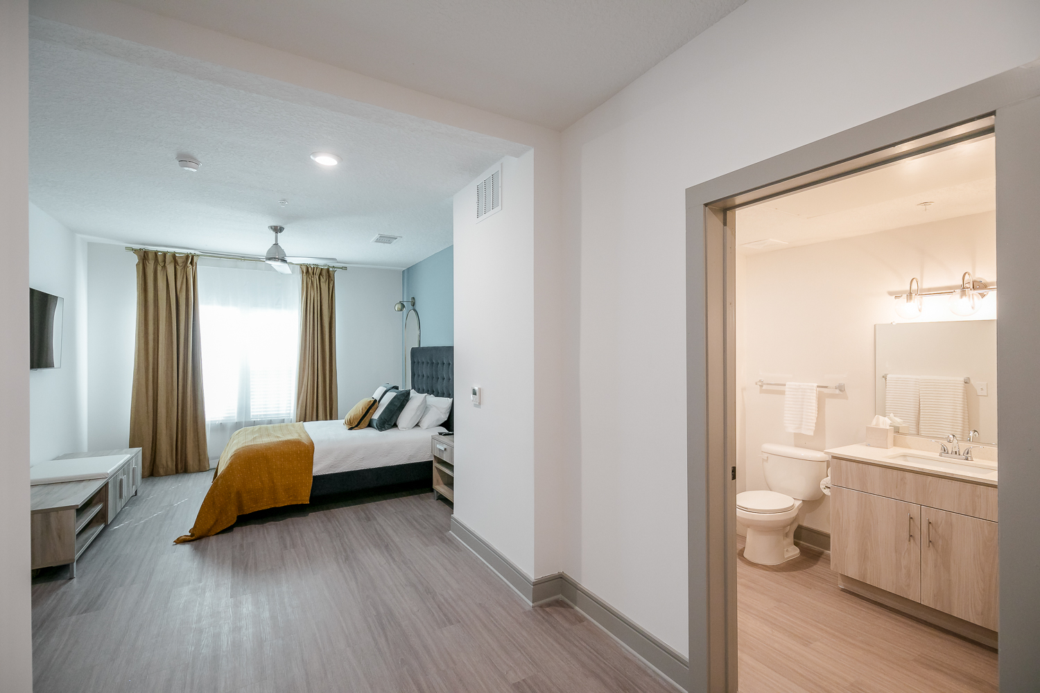 Botanic Waterside Apartments, 1450 Pine Warbler Pl, Sarasota, FL - RENTCafé