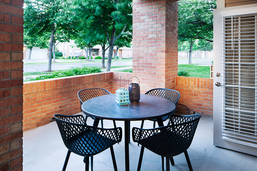 The Meadows at Meridian apartments in parker - Patio