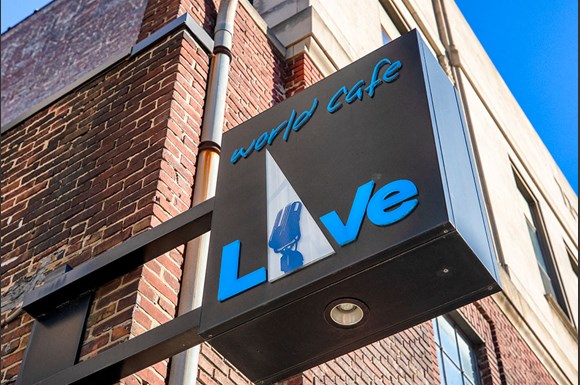 The Chestnut Apartments 3720 Chestnut Street Philadelphia Pa Rentcafe