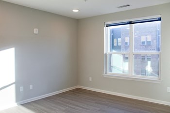 501 Howard Street 1-2 Beds Apartment, Affordable for Rent - Photo Gallery 7