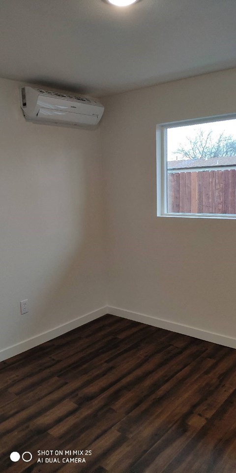 4693 Ardmore Avenue Studio-3 Beds Apartment for Rent - Photo Gallery 16