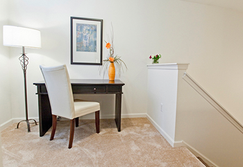 7010 Forest Glen Drive 1-3 Beds Apartment for Rent - Photo Gallery 6