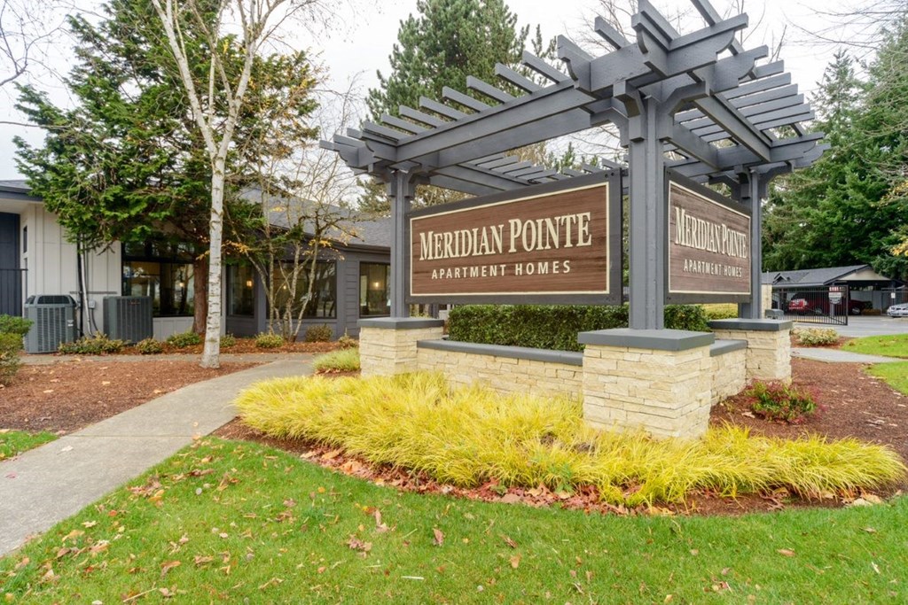 Meridian Pointe Apartment Homes