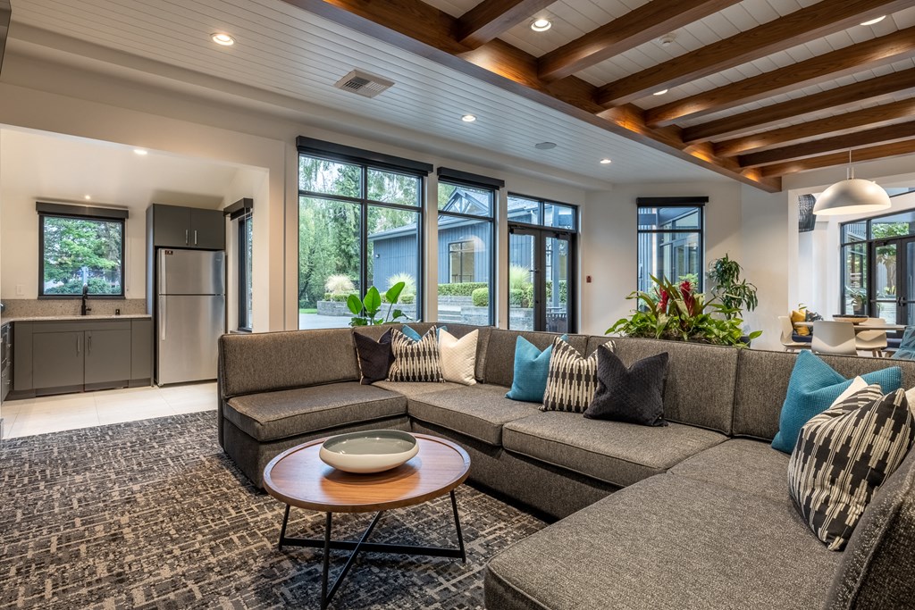 Meridian Pointe Apartment Homes