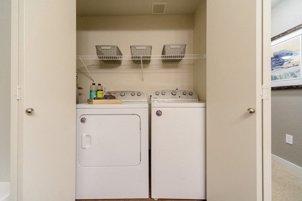 Meridian Pointe Apartment Homes