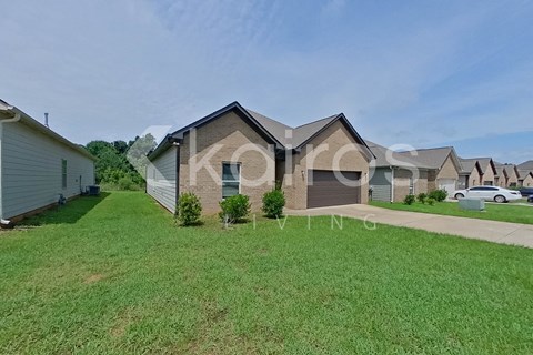 14640 Griffin St 4 Beds Apartment for Rent