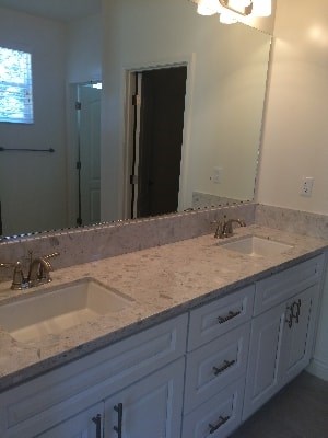 118 Village Circle 4 Beds Apartment for Rent