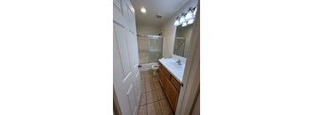 5/3 2004 sqft