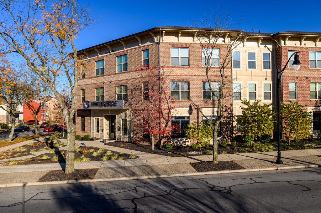 the building where the hotel is located