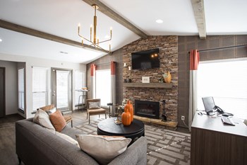 1185 Mountain Creek Road 1-2 Beds Apartment for Rent - Photo Gallery 2