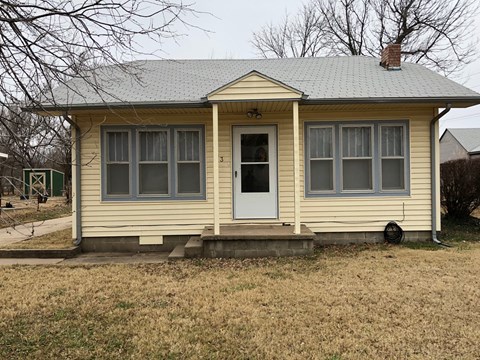 143 N. Clara 3 Beds Apartment for Rent