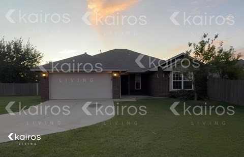 3999 Applegate Dr 3 Beds Apartment for Rent