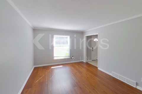 5824 Tam Oshanter Ave 4 Beds Apartment for Rent