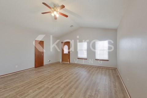 2421 Arbor Dr 3 Beds Apartment for Rent