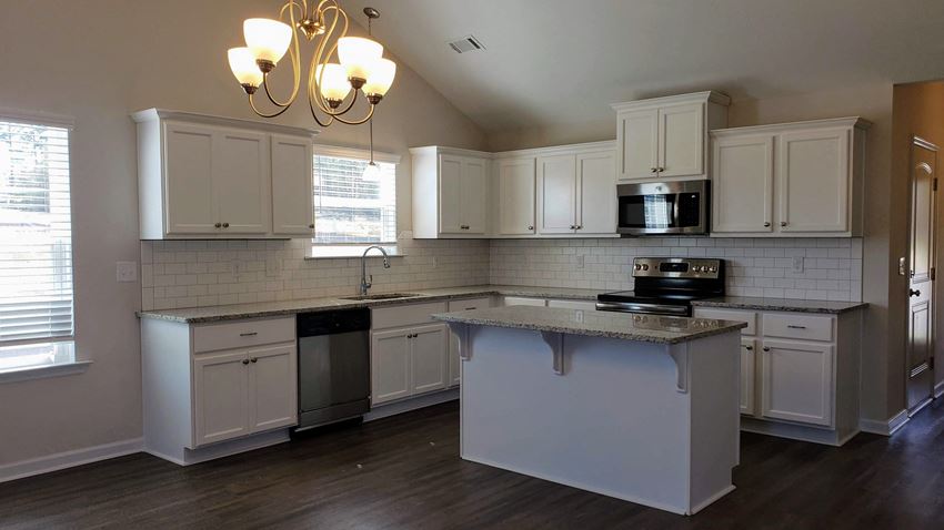 432 Amesbury Drive 2-3 Beds Apartment for Rent - Photo Gallery