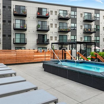 4621 Snelling Ave 1-2 Beds Apartment for Rent - Photo Gallery 6