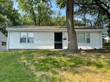 2823 Meadowlark Ave 2 Beds Apartment for Rent