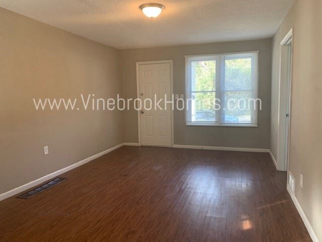418 Scenic Dr 1 Bed House for Rent - Photo Gallery 1