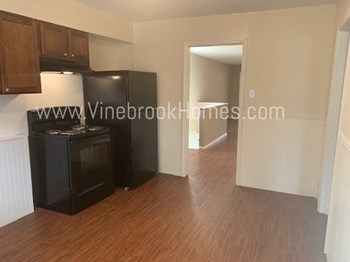 418 Scenic Dr 1 Bed House for Rent - Photo Gallery 5