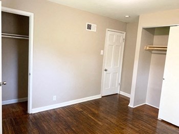 5533 Sunbury Ave 2 Beds House for Rent - Photo Gallery 6