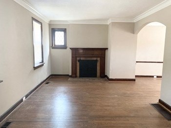 3517 Manola Ave 3 Beds House for Rent - Photo Gallery 2