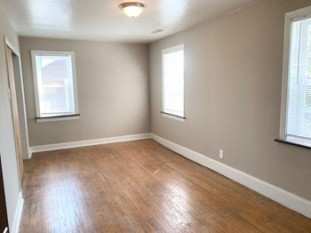 3517 Manola Ave 3 Beds House for Rent - Photo Gallery 6