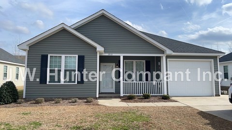 3915 SAXBY LANE 3 Beds Apartment for Rent