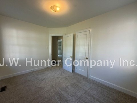 900 ROUNTREE STREET NE 2 Beds Apartment for Rent