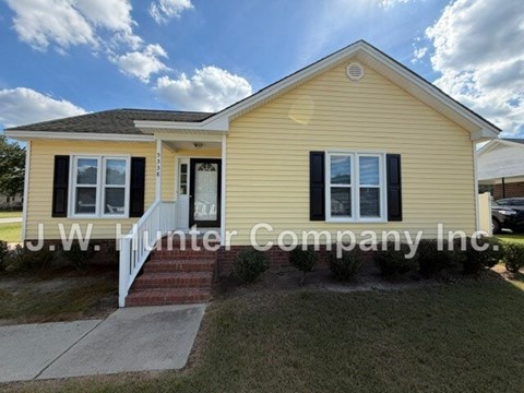 5338 CASTLEWOOD DRIVE 3 Beds Apartment for Rent